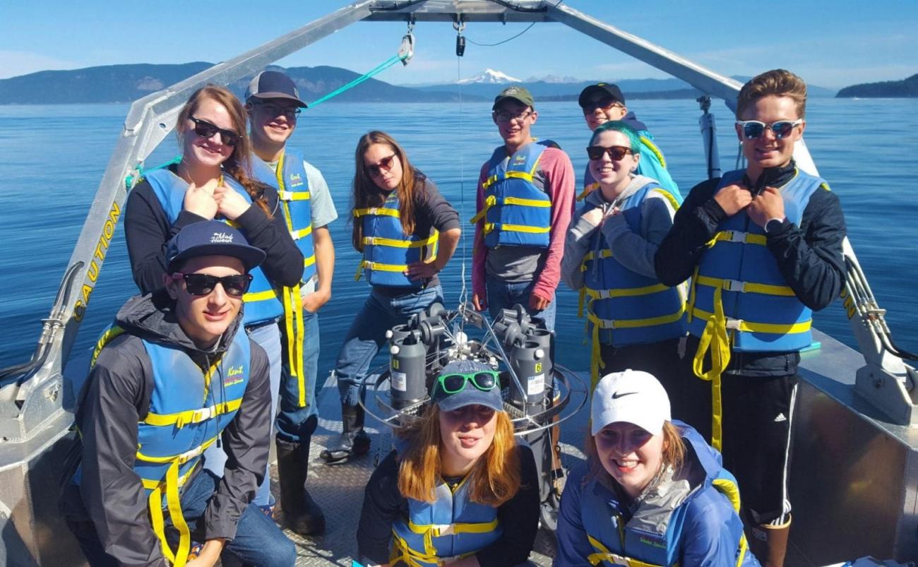 MACS students aboard exploratory boat.